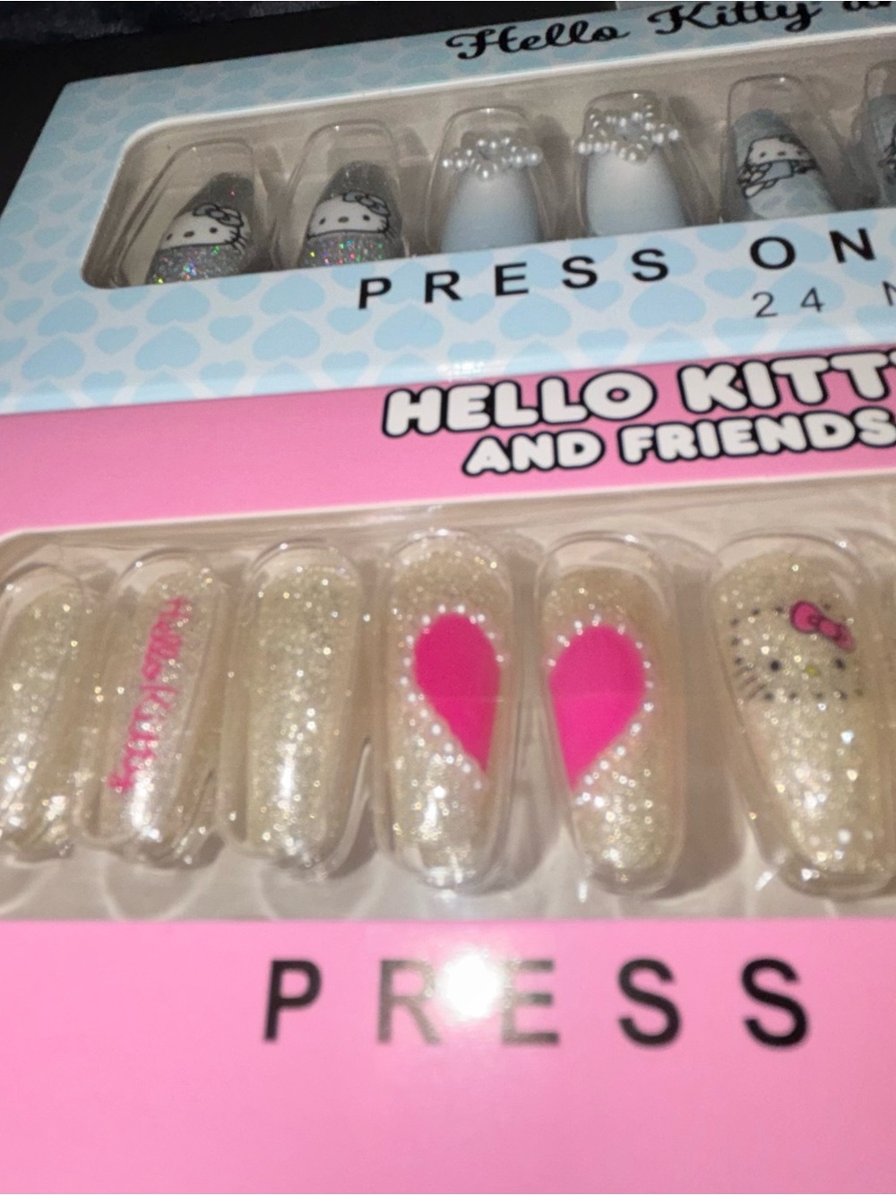 🩷🤍 Hello Kitty Press On Nails - Bundle of Pink and Blue - Forever 21 Exclusive - Picture 3 of 8